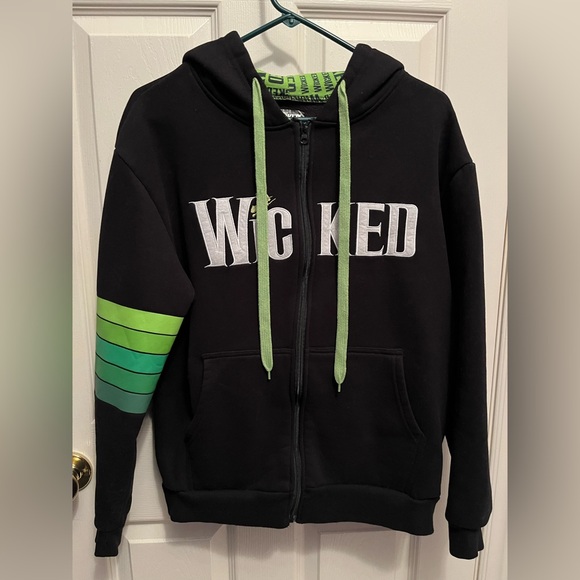 Wicked the Musical Black and Green Women's Zip up Hoodie 🖤💚 - Picture 3 of 16